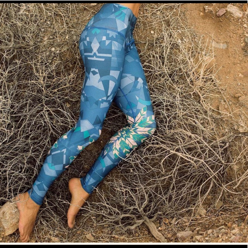 Teeki Lightening in a Bottle Hotpants XS